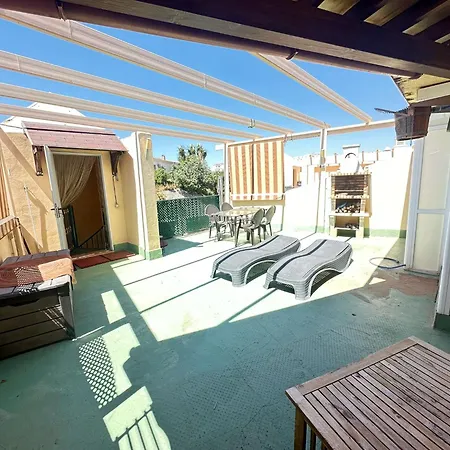 Sol Y Mar Apartment *