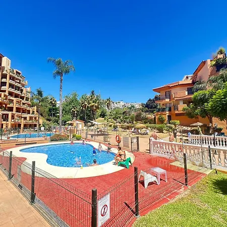 Sol Y Mar Apartment *