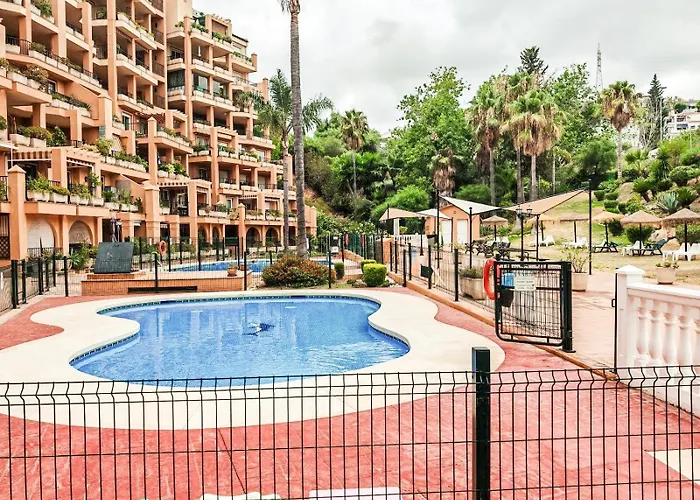 Sol Y Mar * Фуэнхирола